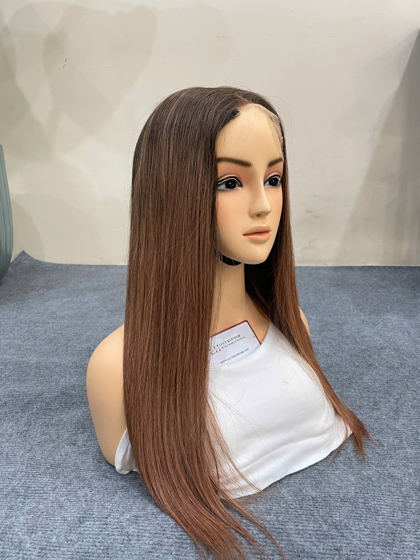 16 Inch Hair Luxury Quality Lace Closure Wigs Ombre Color Natural Straight Straight New Collection 2025