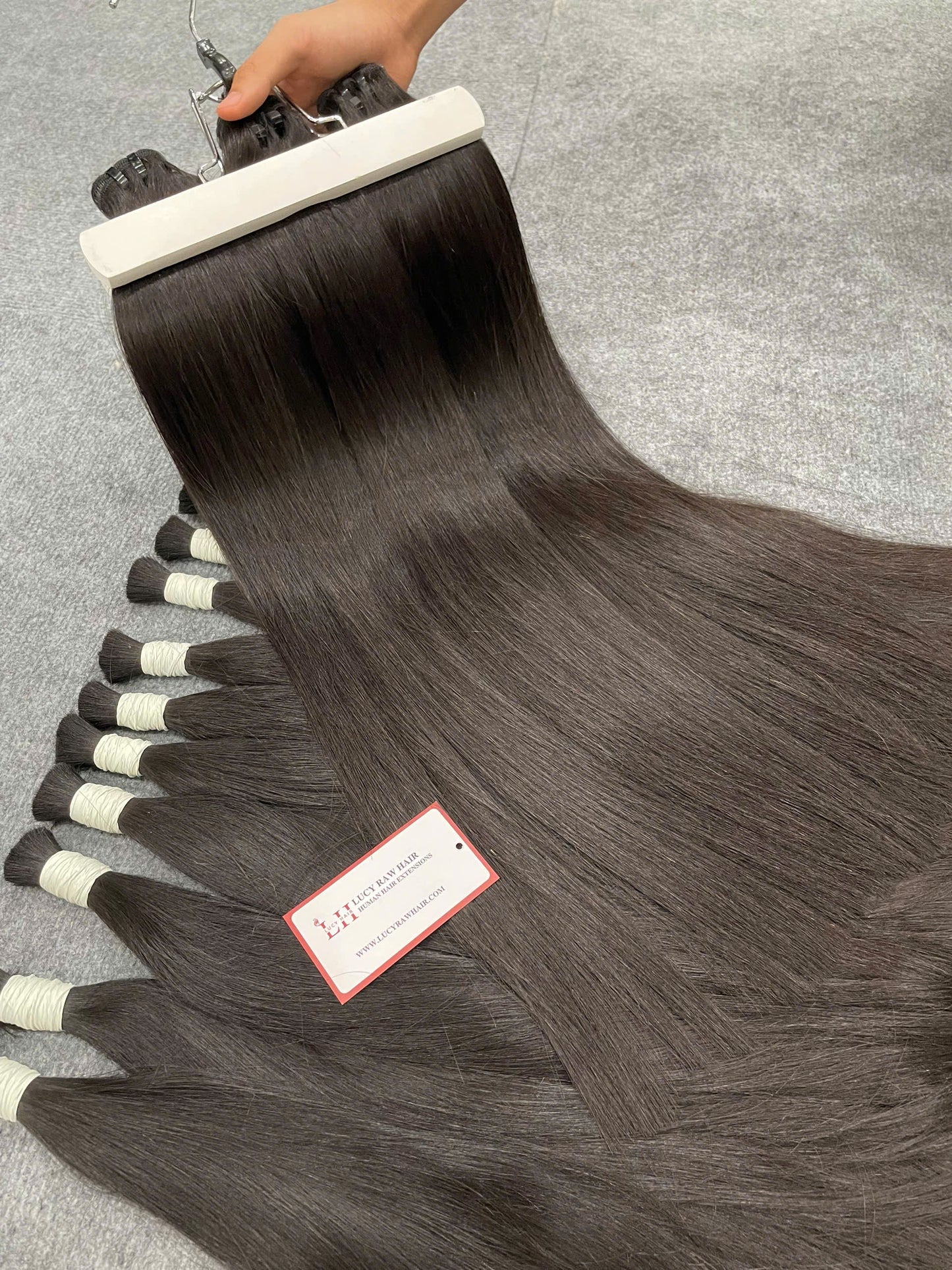 Machine Weft Human Hair Extensions Natural Color Bone Straight Luxury Quality
